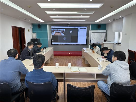 AAD5DEF41615B295B501785E69E5A775