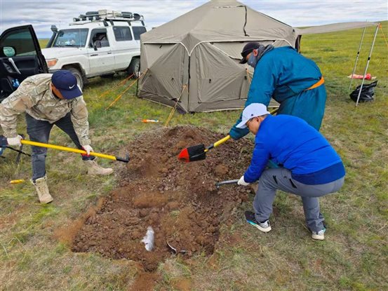 200f53c0d19a9c9ff2082852c172e605